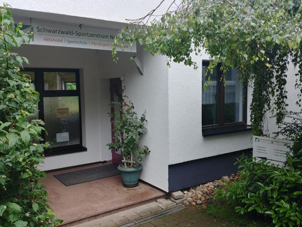Schwarzwald Sportzentrum Neubulach エクステリア 写真