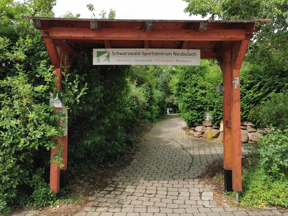 Schwarzwald Sportzentrum Neubulach エクステリア 写真